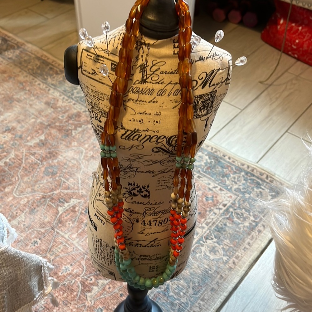 3 strand necklace